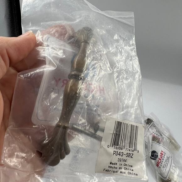 Hickory Hardware P343-SBZ 3" Eclipse Drawer Knob Pull Satin Bronze Lot 18 NEW - Picture 6 of 7